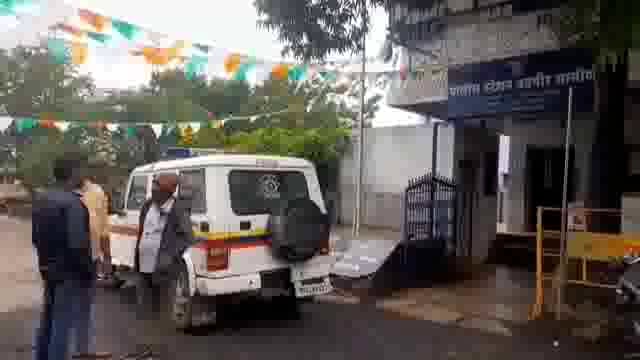 नावंदी पाटी येथे कार चालकाने दिली दुचाकी स्वाराला धडक,कार चालकांवर गुन्हा दाखल