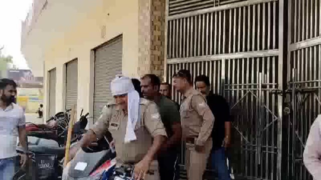 एक अस्पताल की फर्जी हस्ताक्षर व मोहर लगाकर मृत्यु प्रमाण पत्र बनवाते एक को पकड़ा दूसरा फरार