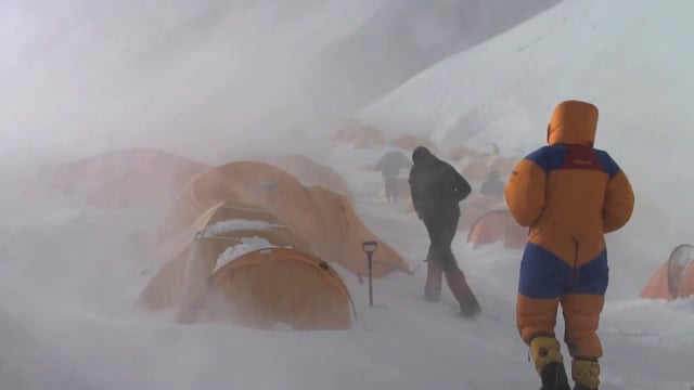 Eye to Eye with Everest