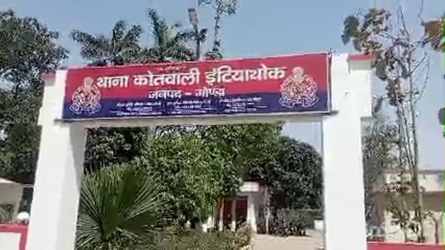 अवैध खनन में लिप्त जेसीबी को प्रशासन ने किया सीज खनन माफियाओ में मचा हड़काम 