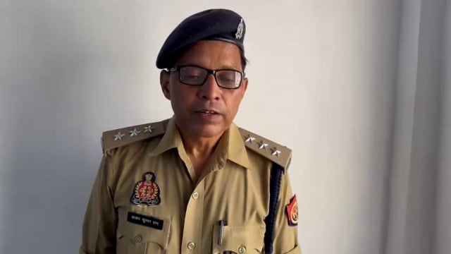 *थाना कलान क्षेत्र के ग्राम रुकनपुर मे 15 वर्षीय बच्ची द्वारा तेल डालकर आत्मदाह करने के सम्बन्ध मे श्री अजय कुमार राय, 