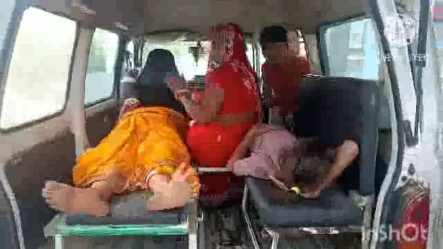 सूर्यगढ़ा -मिट्टी गिराने एवं नाला न बनाने देने को लेकर हुई मारपीट में दो व्यक्ति घायल। लखीसराय किया गया रेफर।