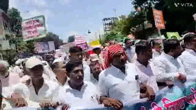 मुख्यमंत्रीना निवेदन देऊनही शक्तीपिठाचे काम हे ठेकेदाराना पोसण्यासाठी आहे का ?आज विरोधात महामोर्चा 