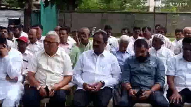 छ.शाहु महाराजांचा जयंती सोहळा देशभर‌ साजरा करण्यासाठी समाधी स्थळी आंदोलन केले.