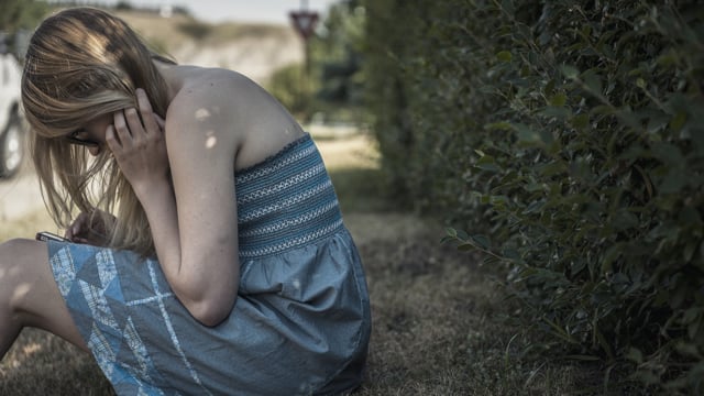 THE VALLEY BELOW (2014) // TEASER TRAILER