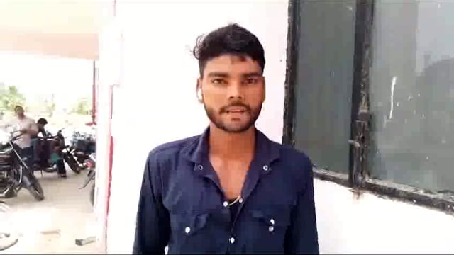 ब्लड ग्रुप बताने के नाम पर लिए जा रहे हैं पैसे सामुदायिक स्वास्थ्य केंद्र के कर्मचारी के कारनामे से आम जनमानस परेशान