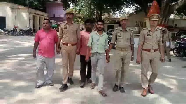 जलालाबाद पुलिस ने ट्रैक्टर चोर गिरोह का किया भंडाफोड़ दो ट्रैक्टर पकड़ कर भेजा जेल