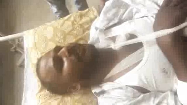 जेठवारा थाना क्षेत्र के कटरा गुलाब सिंह में दबंगों ने रास्ते में रुकवा कर की जमकर पिटाई पीड़ित ने दी तहरीर चल रहा इलाज,