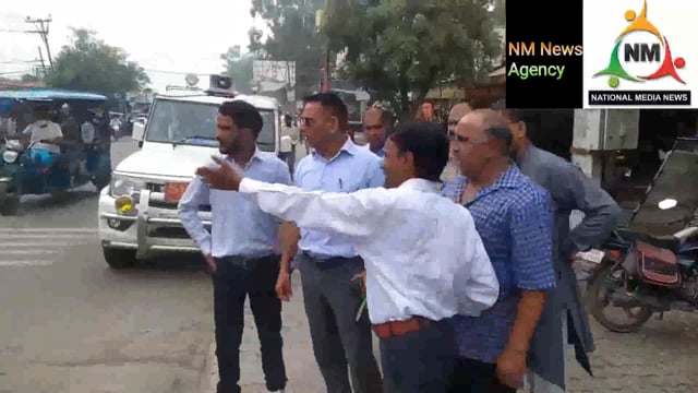 लंढौरा व्यापार मंडल अध्यक्ष ने डिवाइडर को लेकर उपजिलाधिकारी लक्सर से की शिकायत 