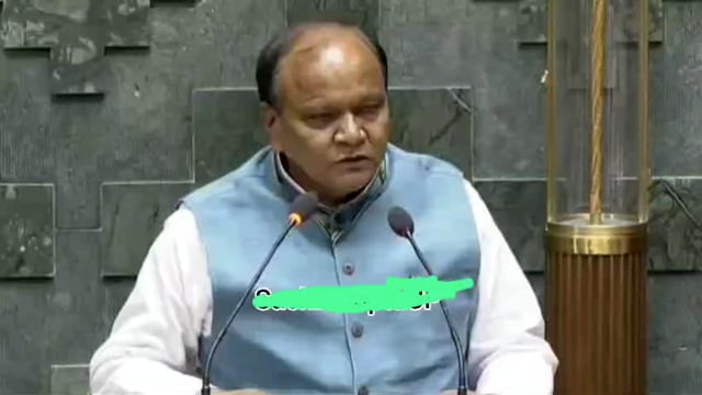 Bareilly Ke  Bhajpa Sansad Shri chhatrapal Gangwar ko ek shrabi ne phone kiya ki mujhe Sharab pini Hai 10:00 Baje unhone Kaha Mujhe Sharab pini Hai 10:00 baje se pahle dukaan band ho gai hai Sansad Ji Ne Kaha Main Delhi se bhijwata Hun video Hua viral