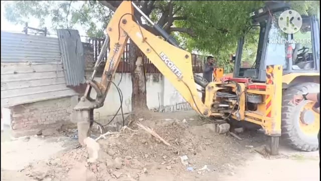 100 फुटा रोड पंचवटी चौराहे पर किया गया  था नाला बंद