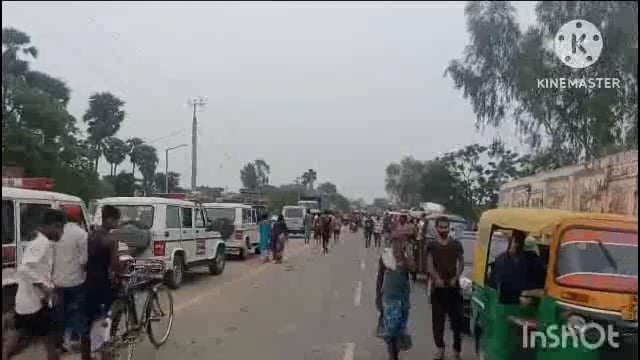 सूर्यगढ़ा - सड़क हादसे में एक बाइक सवार युवक की हुई मौत । घटना लखीसराय  सूर्यगढ़ा के बीच घटी।