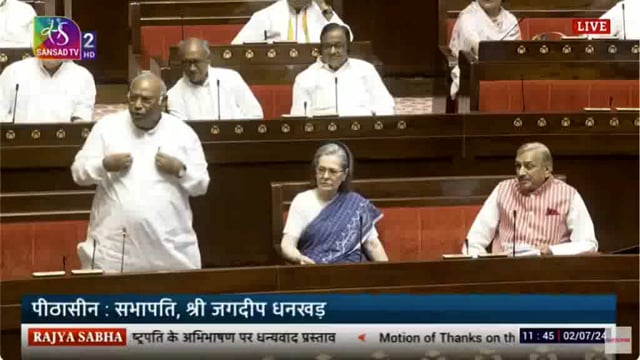 khadge ke Byan se dhankhad Ne Kaha Main Khoon ke Ghut Pi sakta hun Mere andar bahut Adhik sahanshakti hai Itihaas Mein Itni Badi avahelna is Kursi ki kabhi nahi hui main Jitna Samman aapka Karta Hun Uska 1% Mera bhi Samman Karen to Khushi Hogi