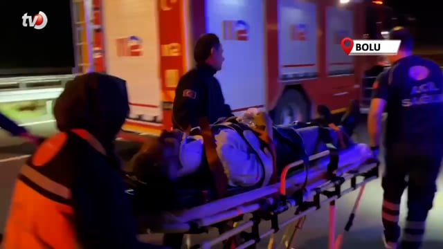 TEM’in Bolu Geçişinde 2 Yolcu Otobüsü Çarpıştı 15 Yaralı