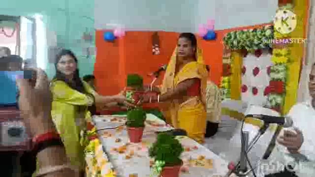 सूर्यगढ़ा -प्रखंड कार्यालय अंबेडकर भवन में संपूर्णता अभियान कार्यक्रम का उद्घाटन दीप प्रज्वलित कर किया गया।