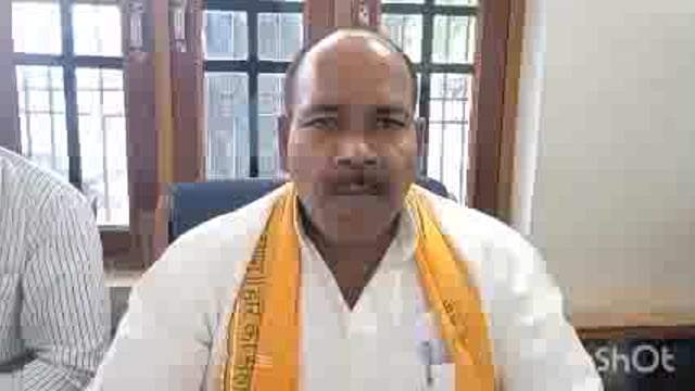 राज्य मंत्री अरविंद सिंह पटेल इटियाथोक सीएचसी व कस्तूरबा विद्यालय  का किया निरीक्षण, कार्यकर्ताओं से भी की मुलाकात