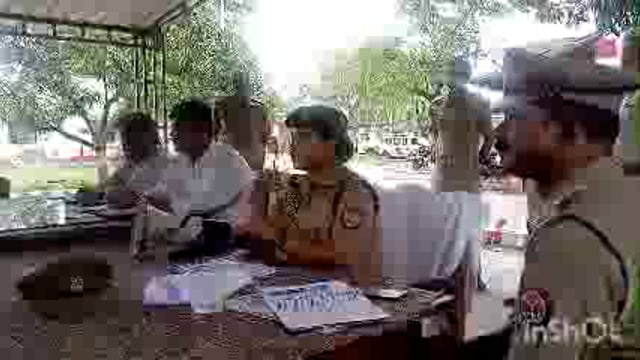 त्योहारों के मद्देनजर थाना कोतवाली इटियाथोक में आयोजित पीस कमेटी की बैठक में सीओ सदर व एसडीएम सदर पहुंचे और कहीं ये बात