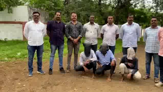 इचलकरंजी येथील अल्पवयीन मुलाचा खुप तीन मित्रांनी केला होता न्यायालयाने त्यांना पांच दिवसांची पोलीस कोठडी सुनावली 