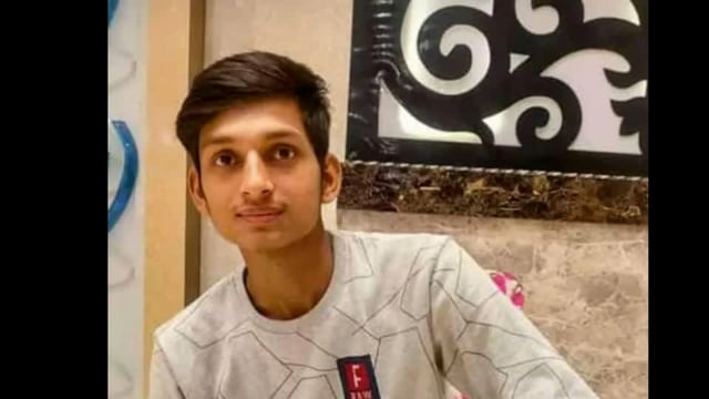 सुशांत यादव खून प्रकरणातील आरोपींना अटक करण्यास पोलीस टाळाटाळ करत असल्याची तक्रार पोलीस महानिरीक्षकांकडे