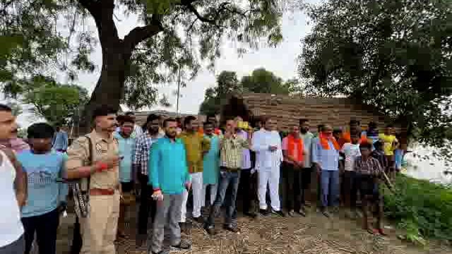 ददरौल विधायक अरविंद सिंह जी ने अपने दलबल के साथ बाढ़ प्रभावित इलाके का भ्रमण किया