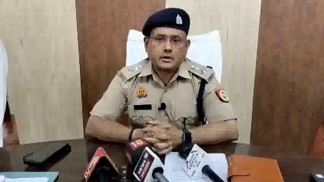 दो डैकैत तमंचा कारतूस के साथ गिरफ्तार, बाकी गिरोह बन्द सदस्यों की तलाश जारी 

एएसपी संजय रॉय की बाइट