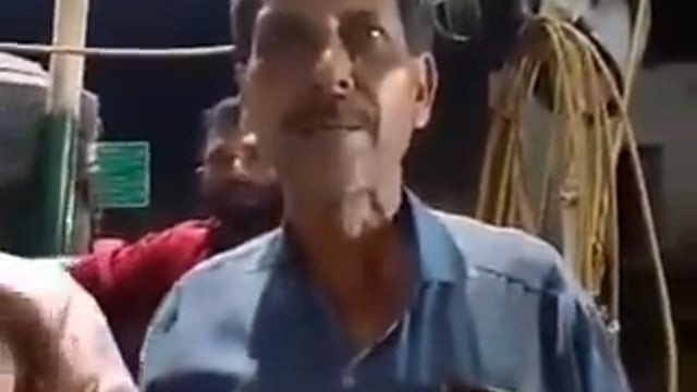 रोडवेज की दुर्दशा इतनी खराब है कि अप बस पंचर हो जाने के बाद पब्लिक ने किया पैसा इकट्ठा