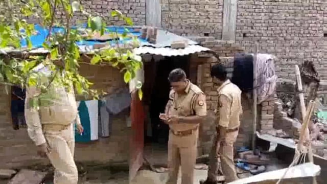 महिला का संदिग्ध परिस्थितियों में मिला शव पुलिस मामले की जांच में जुटी पति ने हत्या का लगाया आरोप