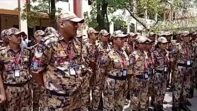 यूपी की स्पेशल सिक्योरिटी फोर्स मथुरा डिस्टिक कोर्ट की सुरक्षा संभालेगी एसएसएफ के जवानों ने कोर्ट परिसर का किया निरीक्षण