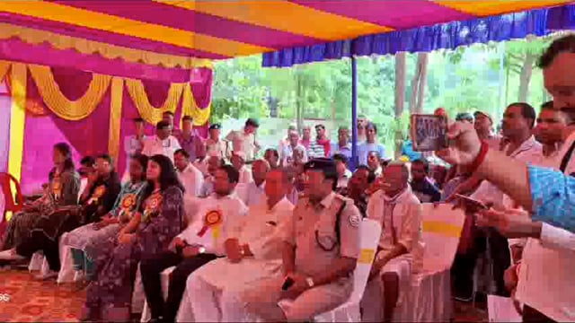 लोक अदालत में 9 हजार 117 मामलों का हुआ निष्पादन; 15 करोड़ 10 लाख राशि किया गया सेटलमेंट