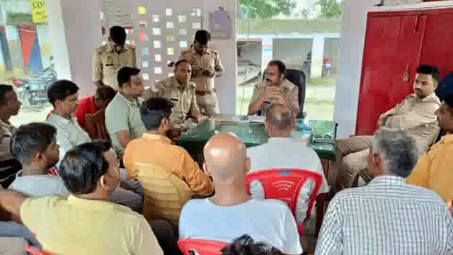 सूरापुर में टैक्सी स्टैंड को लेकर जगह को किया गया चिन्हित 