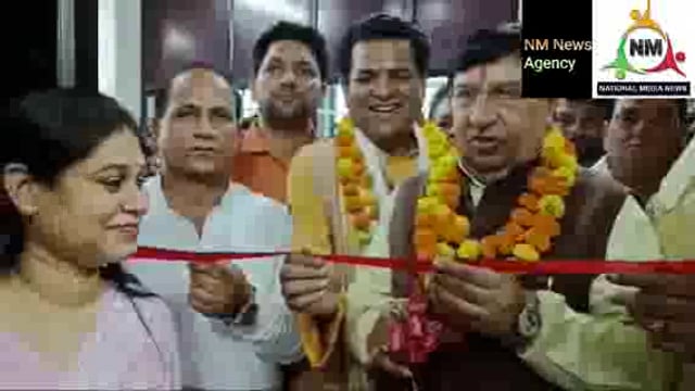 लक्सर में बंसल हॉस्पिटल का उदघाटन करने पहुंचे पूर्व 2 विधायक और सांसद नरेश बंसल 