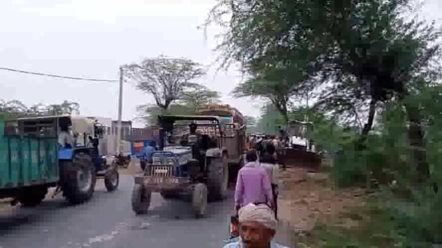 पैंटी गांव के समीप सामान से लदी हुई टैक्टर ट्राली पलटी, ट्राली के नीचे दवने से 2 लोगों की हुई मौत। 