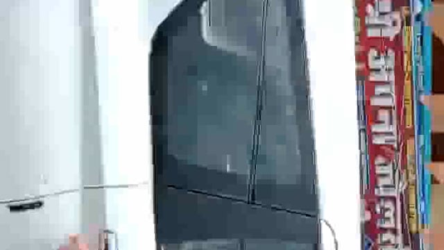 Ambedkar Nagar*बसखारी बाजार के टांडा रोड पर कलेक्टर साहब की गाड़ी ने मरीज को तड़पने पर किया बेबस*
थाना बसखारी के अंतर्गत बसखारी चौराहे पर कलेक्टर साहब की गाड़ी ने किया रास्ता जाम एंबुलेंस में मरीज रहा तड़प मीडिया के पहुंचने के बाद जाम से मिली मुक्ति।