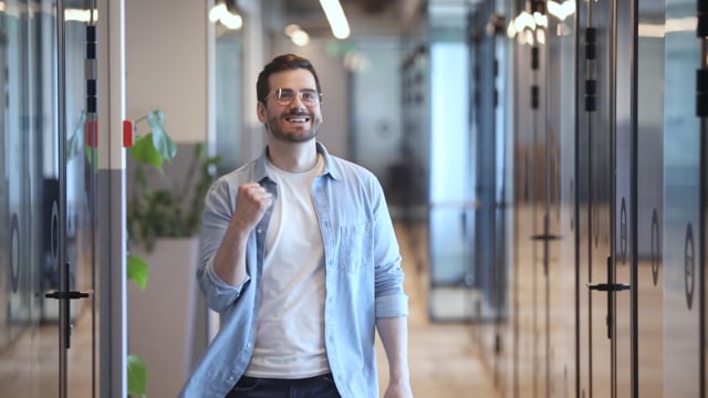 RMX_220080_Remax_Messeauftritt_RENT_Video_de