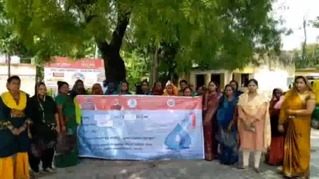 जल जीवन मिशन के तहत स्वयं सहायता समूह को दिया गया प्रशिक्षण