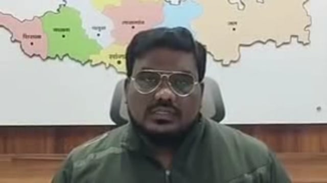 ,पूर परिस्थितीचा सामना करण्यासाठी प्रशासन दक्ष नागरिकांनी सतर्क राहून प्रशासनाच्या सूचनांचे तंतोतंत पालन करावे
- जिल्हाधिकारी डॉ. राजा दयानिधी