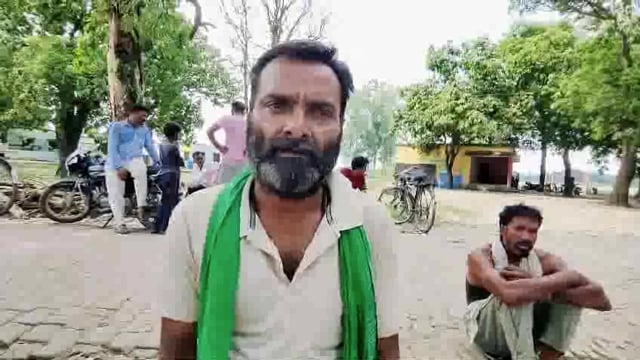 बलरामपुर जुआ माई मंदिर का रेख रेख करने वाले शख्स ने श्रवन जायसवाल पर मंदिर की जमीन कब्जे के प्रयास का लगाया आरोप।