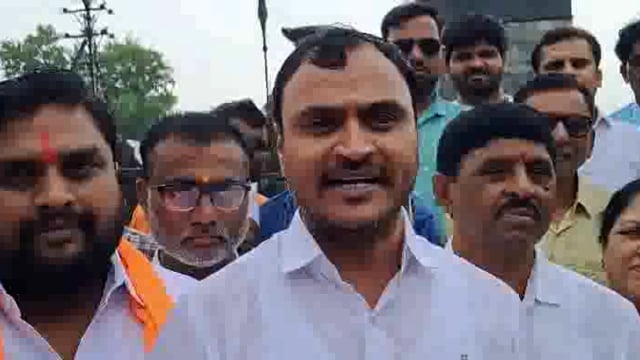 कृषी उत्पन्न बाजार समितीच्या संचालकाना उच्च न्यायालयाचा दिलासा,काँग्रेसचे तालुका अध्यक्ष कल्याण पाटील