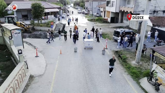 Yolu Kapatan Köylülerden Doğalgaz Tepkisi