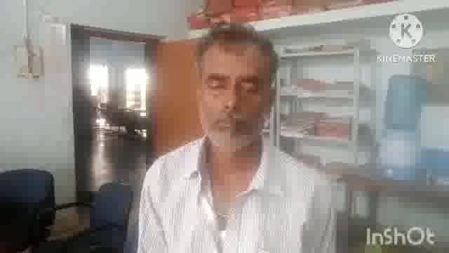 सूर्यगढ़ा- सिंगारपुर  गांव से एक वारंटी को गिरफ्तार कर पुलिस अभिरक्षा में पेशी के लिए भेजा गया लखीसराय न्यायालय।