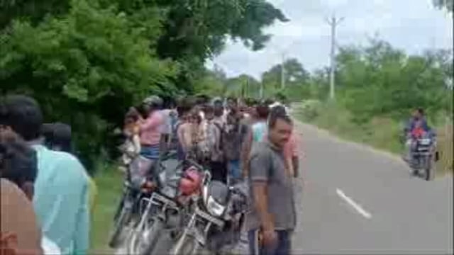 बलरामपुर: देवरिया मैनहा सुआवं नालें में उतराता मिला अज्ञात युवक का शव।