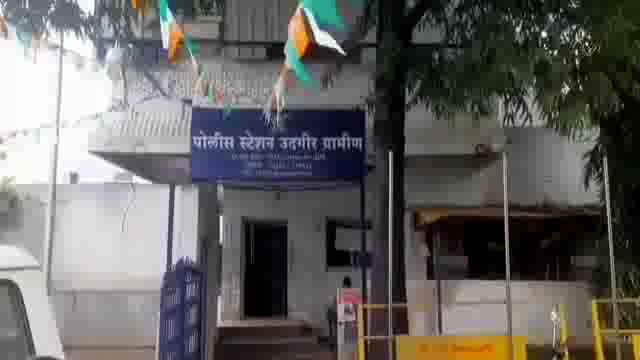 मादलापूर येथे महिलेला मारहाण,ग्रामीण पोलीस ठाण्यात गुन्हा दाखल.