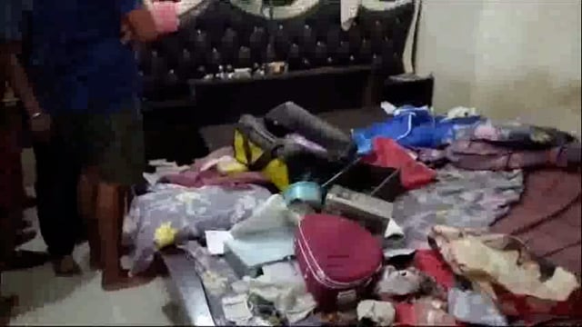 नगर पंचायत में बंद एक घर में अज्ञात चोरों ने नगदी सहित लाखों की जेवरात की चोरी;   सूचना पर पहुंची पुलिस मामले की जांच 