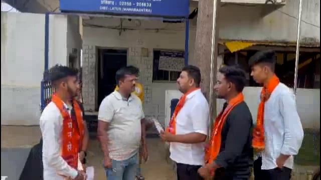 स्वामी विवेकानंद नगर भागात पोलिसांची गस्त वाढवावी,मनसेचे ग्रामीण पोलीस निरीक्षकांना निवेदन