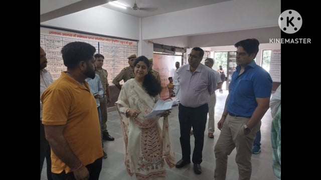 संभागीय परिवहन विभाग के कार्यालय पहुंची मंडल आयुक्त रितु माहेश्वरी