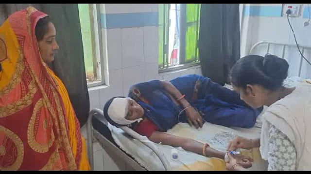 मुखिया पति ने की महिला से मारपीट 