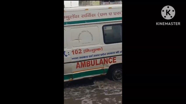 थाना मलपुरा क्षेत्र आगरा ग्वालियर हाईवे बारिश से जल भराव