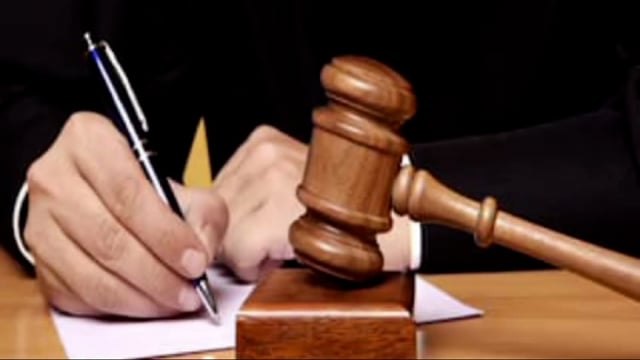 जानलेवा हमले करने पर तीन अभियुक्त को दस वर्ष की सजा