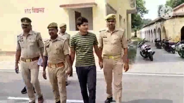 डी -29गैग का सदस्य2 लाख जाली नकली नोट के साथ अभियुक्त को पुलिस ने किया गिरफ्तार