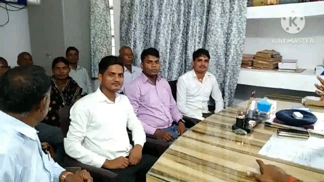 सिरदला प्रखंड क्षेत्र के तीन युवक व एक युवती बनी दरोगा गांव तथा क्षेत्र में खुशी